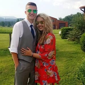 Meet your Posher, Bailey